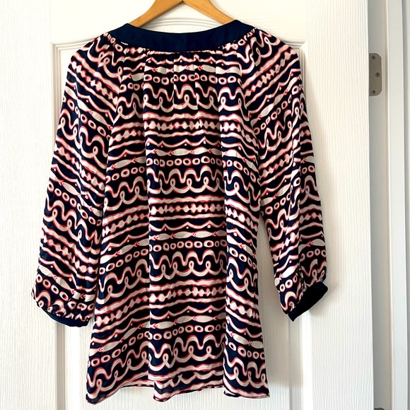 Vineyards Vines | Pink & Navy Tunic size Small - Picture 9 of 10